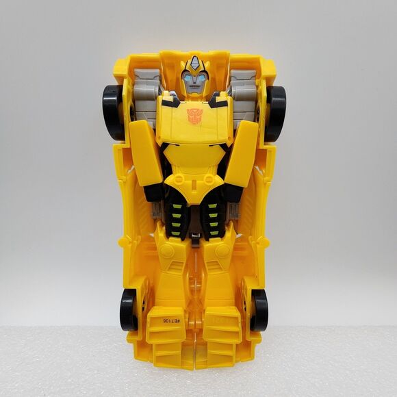 Transformers Cyberverse ultra class Bumblebee Autobot Figure Energon Armor - Picture 3 of 11